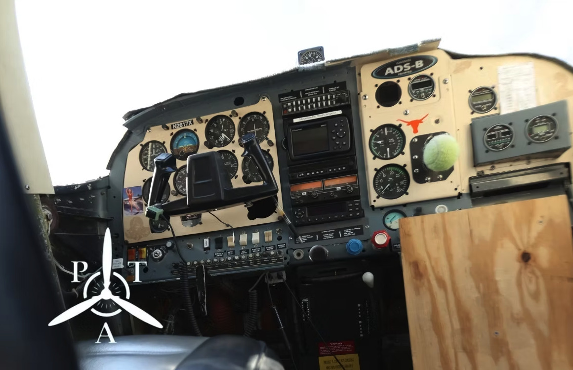 Cessna P206 image 1